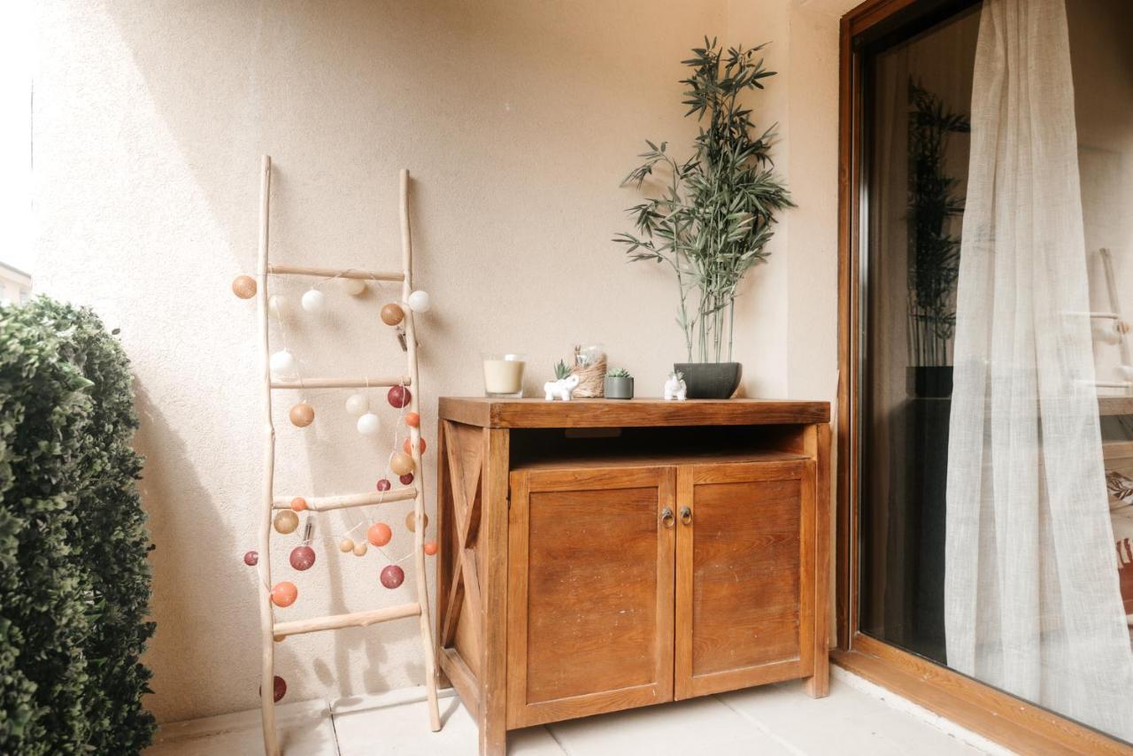 Appartement Moderne Central Avec Piscine, Garage Prive Et Terrasse Sud Uzès Zewnętrze zdjęcie