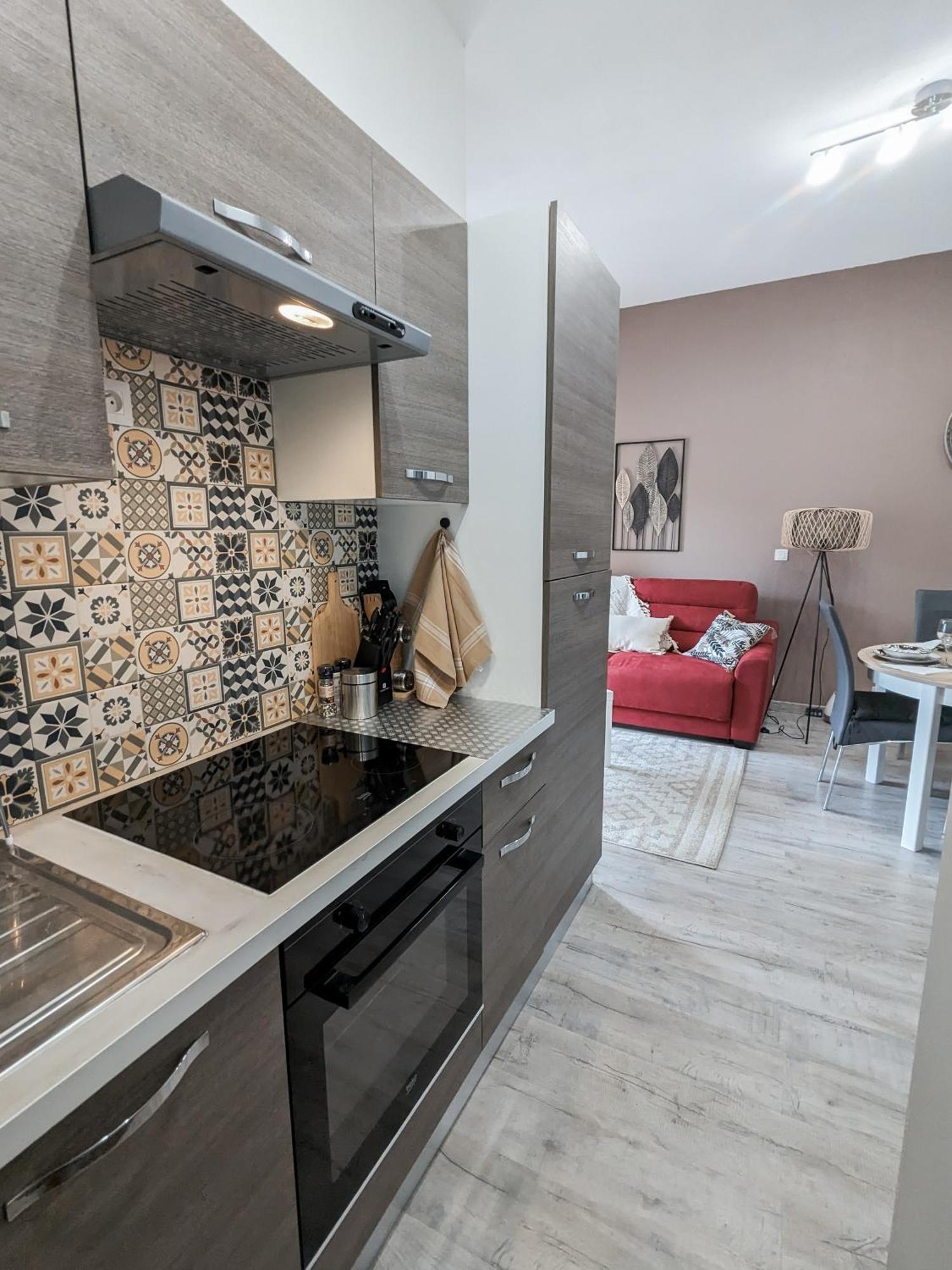 Appartement Moderne Central Avec Piscine, Garage Prive Et Terrasse Sud Uzès Zewnętrze zdjęcie